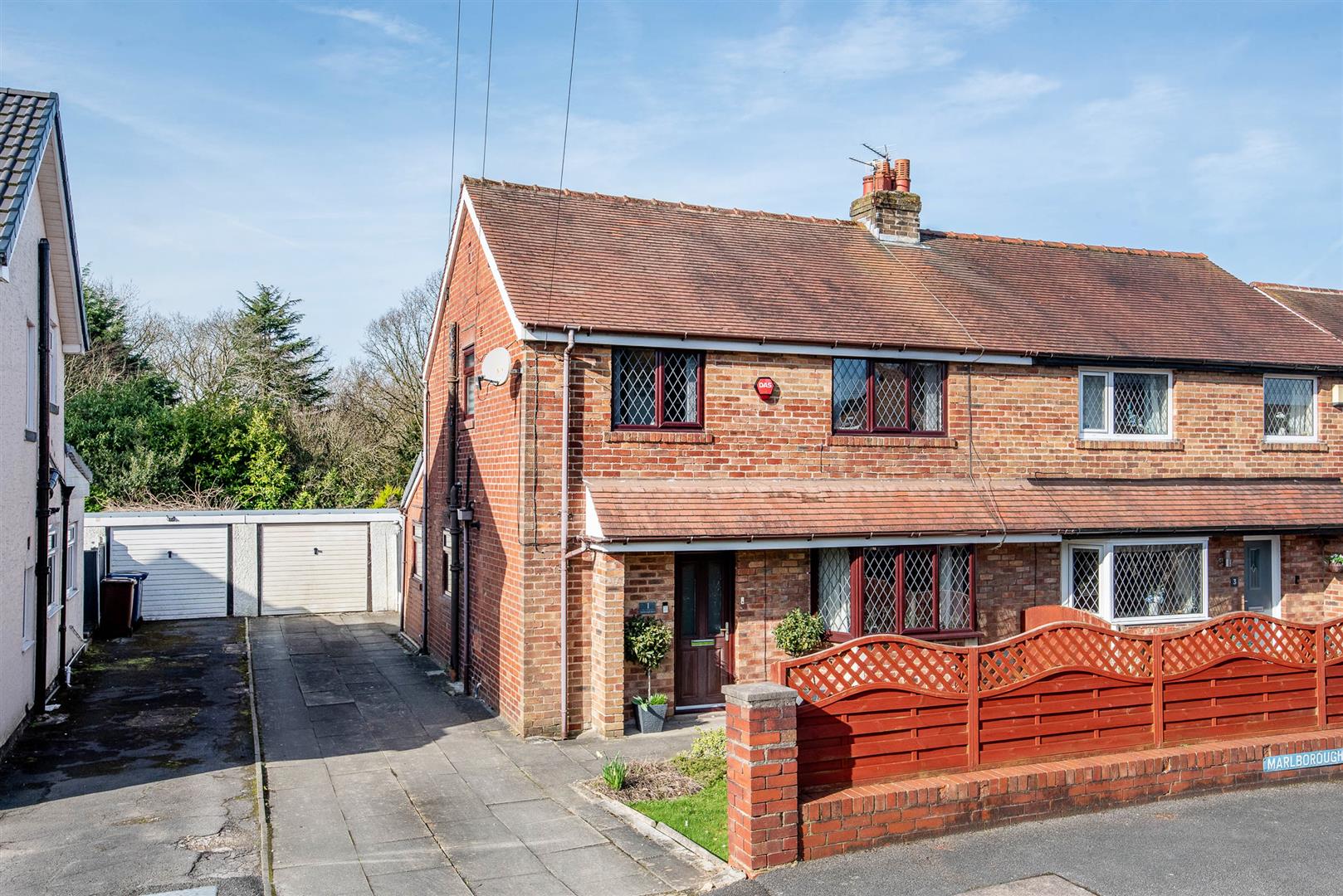 3 bed property in Marlborough Drive, Preston